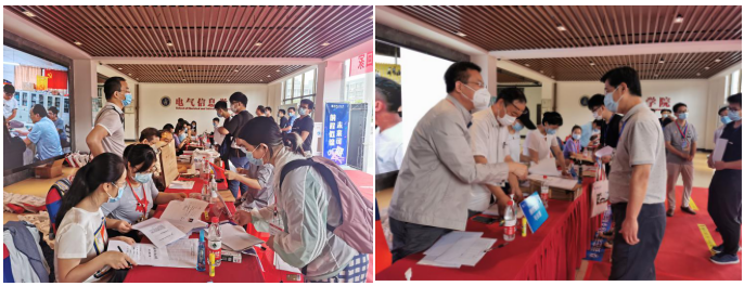 (图为学院“专业教师服务战队”坐镇大本营)